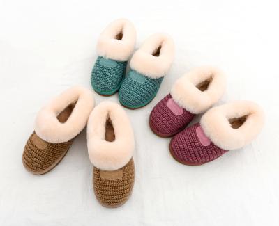 China CUSHIONING Keep Warm Home Slippers Warm Wholesale Low Price Winter Slippers for sale