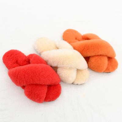 China Fashion Trend Style Natural Fur Bedroom Slippers Slipper Sandal Durable Sheepskin for sale