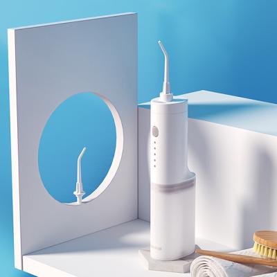 China Outdoor High Quality Portable Flosser Water Use Travel Electric Dental Irrigator Selection Best Oral for sale