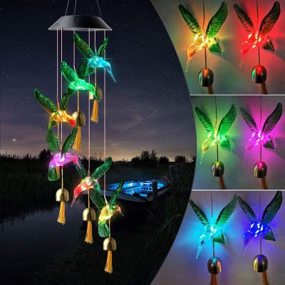 China Minimalist Yard Porch Garden Decorative Outside Hummingbird Wind Chime Solar Color Changing Windchimes Lights for sale