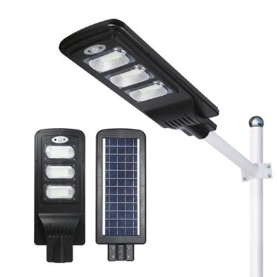 China Motion sensor solar wall light luz led 30w 60w all in one LED solar post cap parking lot 90w lux solares street light solar street light for garden for sale