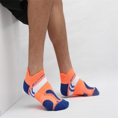 China High Quality Breathable And Comfortable Antibacterial Low Cut Ankle Sports Running Sports Socks for sale