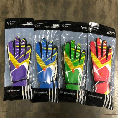 China Sports Knee Cap Knee Protector Factory Straight Hair Kids Goalie Protective Gloves Football Goalkeeper Gloves for sale