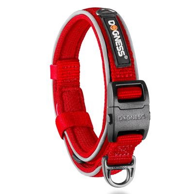 China Sustainable Wholesale Strong Durable Pet Product Reflect Lightweight Anti-lost Dog Collars And Leashes for sale