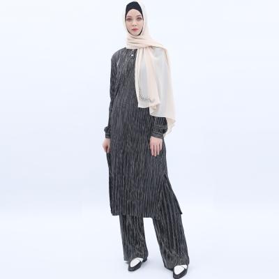 China Dubai Malaysia Fashion New Daily Casual Formal Women Solid Color Muslim Islamic Suit Pleated Casual Top Pants for sale