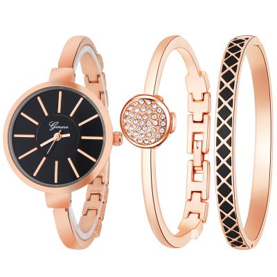 China Cheap Luxury Customized Logo OEM Watch Band Set Christmas/Valentine's Day Gift Set Box For Women for sale