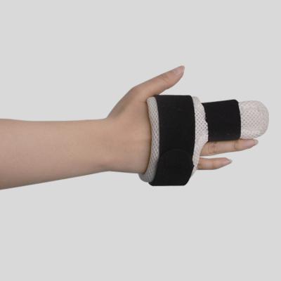 China Factory Price Good Type Hand Middle Finger Splint New Permeability Medical Brace for sale