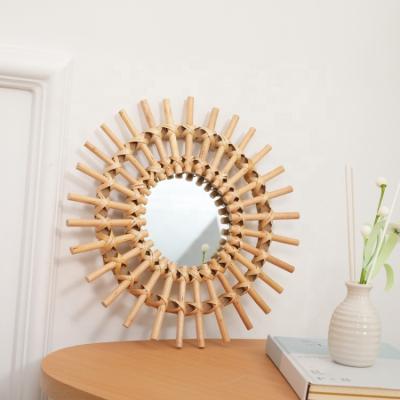 China 2020 Popular Vintage Rattan Wicker Wall Mirror Decorative Home Bulk for sale