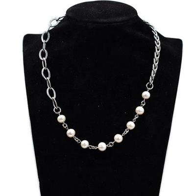 China Trendy Hip Hop Cuban Link Choker Pearl Chain Freshwater Necklace For Women Men for sale