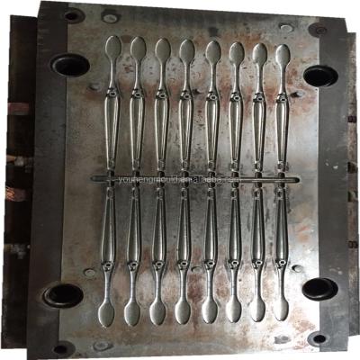 China Steel Custom Plastic Injection Toothbrush Mold for sale