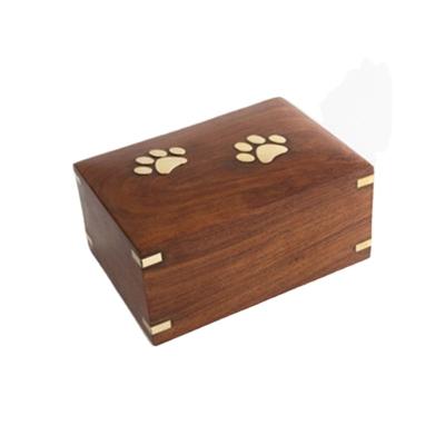 China Wholesale Custom Solid American Wooden Dog Maker Style Cat Ash Box Wooden Photo Box for Pets for sale