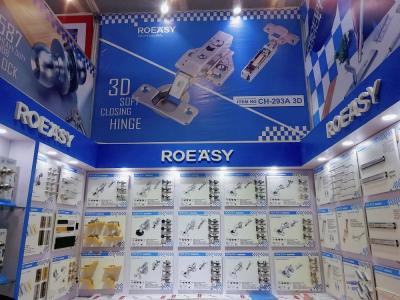 China ROEASY Modern Clip On Hinge 3D Soft Closing Kitchen Cabinet Hinge Cold Rolled Steel To Disassemble Hinge for sale