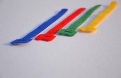 China High Strength Hook And Loop Cable Ties 4 Inch Colored Waterproof for sale