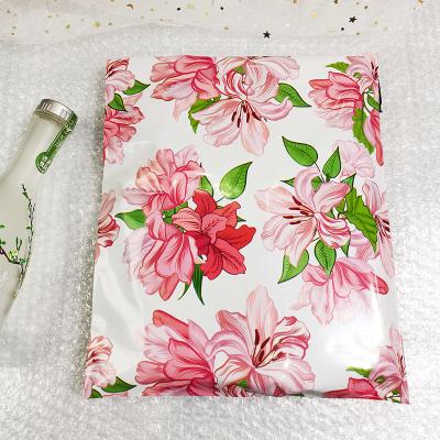 China 0.06mm Colorful Flowers Custom Poly Mailers With Logo Self Sealing Tear Resistant for sale