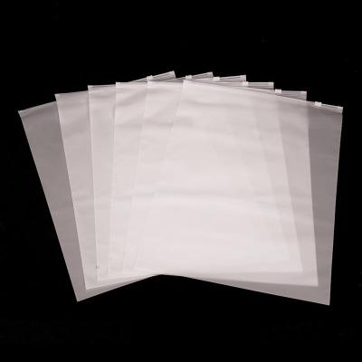 Chine Emballage PE transparent sac fermeture à glissière maquillage cosmétique avec conception personnalisable à vendre