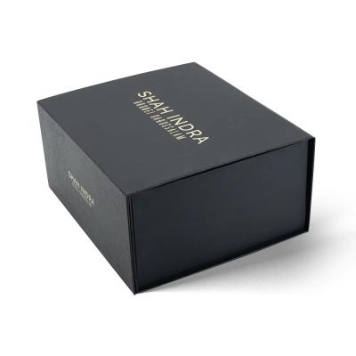 China Custom Luxury Color Gift Box A Variety Of Styles Beautiful Packaging for sale