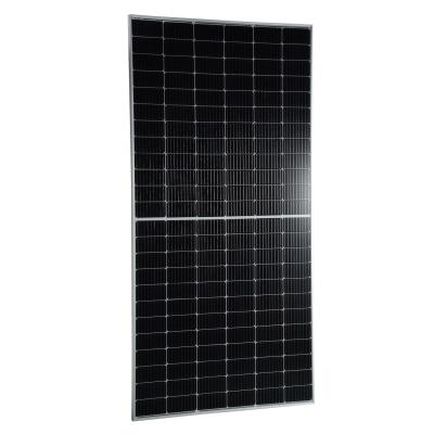 China Panel solar para una tensión máxima del sistema de 1000VDC y un coeficiente de temperatura del 0,06%/C en venta