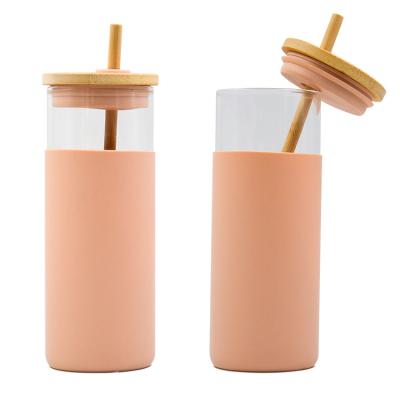 China 20 oz Borosilicate Glass Boba Bamboo Lid Straw With Silicone Sleeve Viable Top Tumbler for sale