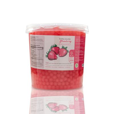 China Natural Fruit Flavor Bubble Tea Popping Boba Strawberry Coating Juice Ball for sale