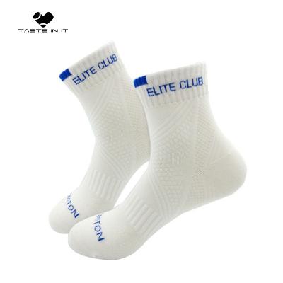 China Breathable Custom Sports Unisex Soft Feeling Spandex/Cotton Mid Tube Men's Crew Casual Socks Basketball Socks for sale