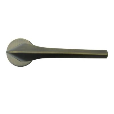 China Modern Zinc Alloy Door Handle Interior Door Lever Handle for sale