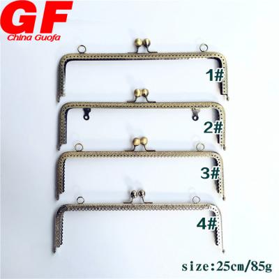 China Durable Wholesale Simple Purse Bag Metal Frame Kiss Clasp Lock Handle Frame for sale