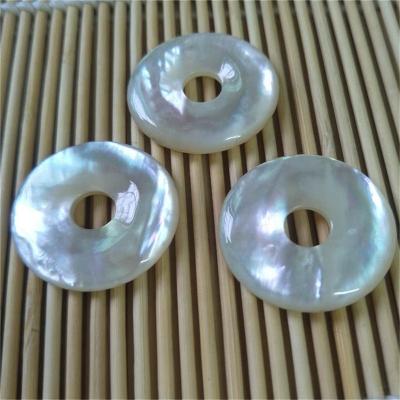 China Shell Wholesale Pearl Shell Round Donuts WIPES DIY Jewelry Accessories Natural Stones for sale