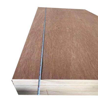 China 5mm 2.7mm 3.6mm 4mm Bleached Poplar Plywood Okoume Bintangor Industrial Hardwood Commercial Plywood for sale