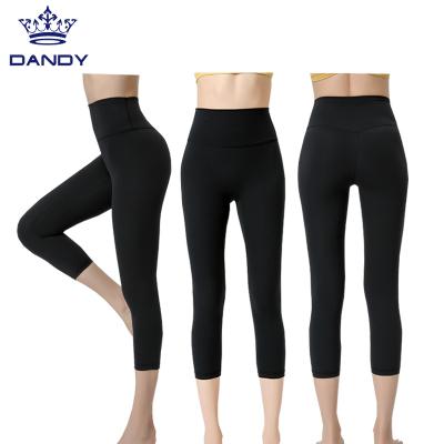 China Latest Design Breathable High Elasticity Women Yoga Quick Dry Leggings for sale