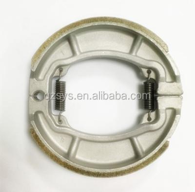 China OEM QJ125 Semi-Metallic Brake Shoe High Quality Wear Resistant Motorcycle Spare Parts for sale