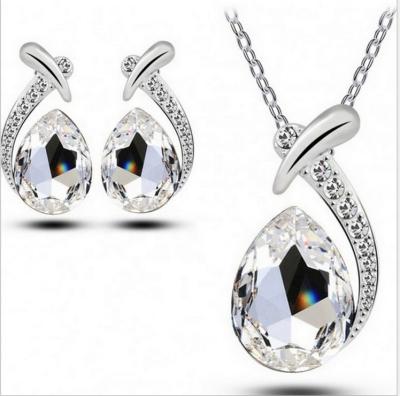 China Designs Europe And America Popular Wholesale Jewelry Fashion Crystal Necklace And Earrings Jewelry Set for sale