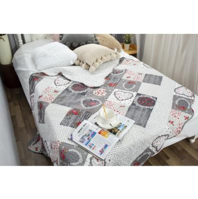 China Single hot sale high quality bedspread set with multiple sizes patchwork comforter for sale