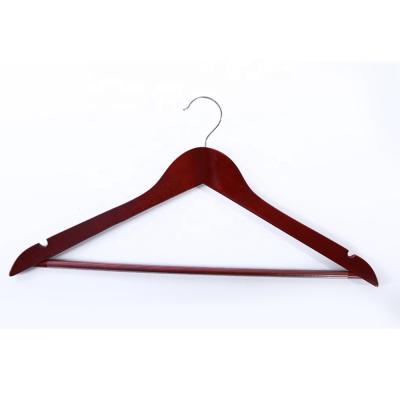 China LMR9301 Wardrobe Anti Slip Wooden Coat Hanger With U Notches for sale