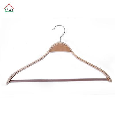 China LM5001 Single Material Eco - Friendly Laminated Wood Hanger Rack for sale