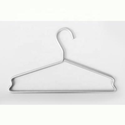 China Durable Durable Metal Laundry Light Iron Wire Hanger LM1008 for sale