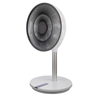 China Touch Screen 14 Inch 16 Blades Battery Powered Portable Fan for sale