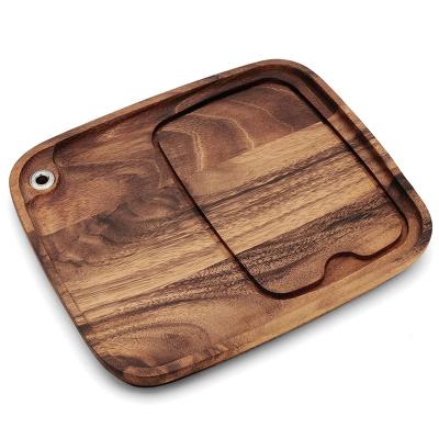 China Europe Acacia Wood Steak Serving Dish With Gutter, Wooden Cutting Board With A Metal Hole For Hanging for sale