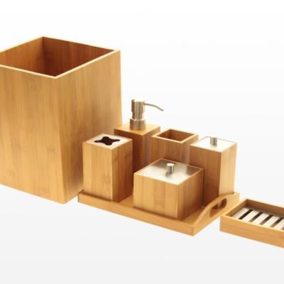 China Sustainable Smooth Gloss Lacquer Coated Stain Resistant Bamboo Bathroom Accessories Set for sale