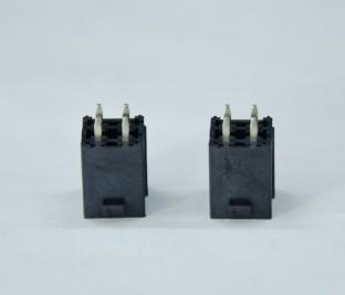 中国 Dual Row 2*2 Black Zn-Line Pin Header Tin 100u'' Plated Terminals 販売のため