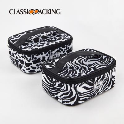 China Fashion Leopard Cosmetic Bags Wholesale Custom Cosmetic Bag Travel Polyester Cosmetic Bag for sale