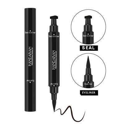 China Waterproof 2 in 1 Double Seal Eye Liner Pen Long Lasting Waterproof Black Winged Liquid Eyeliner Stamp for sale