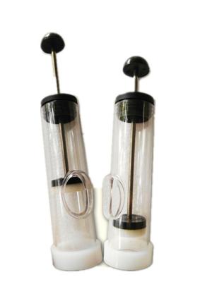 China Long Queen Marker Queen Rearing Beekeeping Bottle Marker With Plunger For Queen Bee Marking for sale