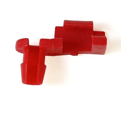 China PA66 M49 Car Accessories Door Handle Clip Lock 88981030 Side Green Red Red Servant Rod Clip Tailgate Door Handle for sale