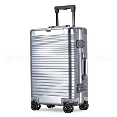 China Hot Sale Aluminum Luggage Handbag With Aluminum Trolley Cabin Luggage By Resena Factory for sale