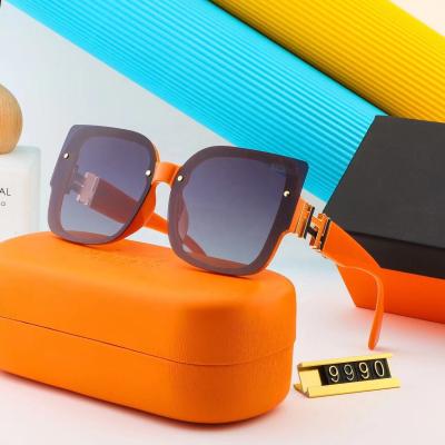 China Fashion Sunglasses 2022 Famous Brands Women Ladies Glass Sunglasses Wholesale Designer Luxury Oversized Sun Glasses for sale