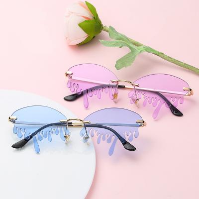 China 2021 Newest Women Fashion Sunglasses Sexy Shades For Party Tears Sun Glass Size Quality Fashion Women Sunglasses for sale