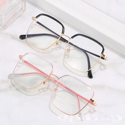 China Other Optical Eyewear 2021 Latest Metal Glass Frames For Women Fashion Blue Light Blocking Glasses for sale