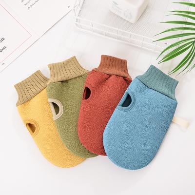 China EXFOLIATING high quality pink skin exfoliating glove with hook bathing gloves Exfoliator shower scrub exfoliating gloves for sale