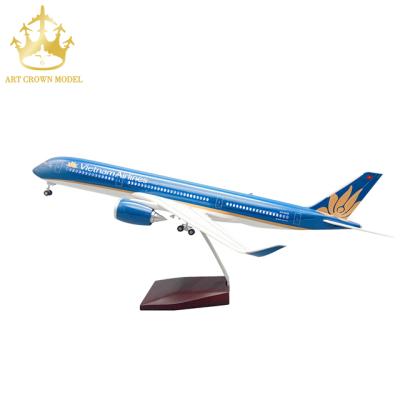 China China Airbus A350 Vietnam Airlines 1:142 Resin Aircraft Model With Wheels And Lights Airbus Series Model Aircraft for sale