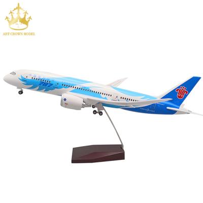 China Model Kit Boeing 787 China Southern Airlines China's Large Aircraft 1/130 Led Flat Model for sale